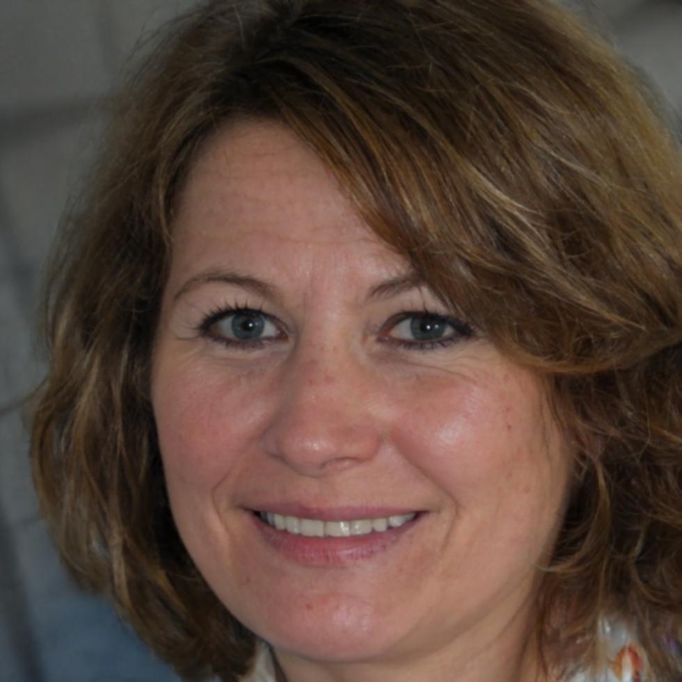 Carmen Ruiz, Directora de Desarrollo Financiero de amorasanyleo